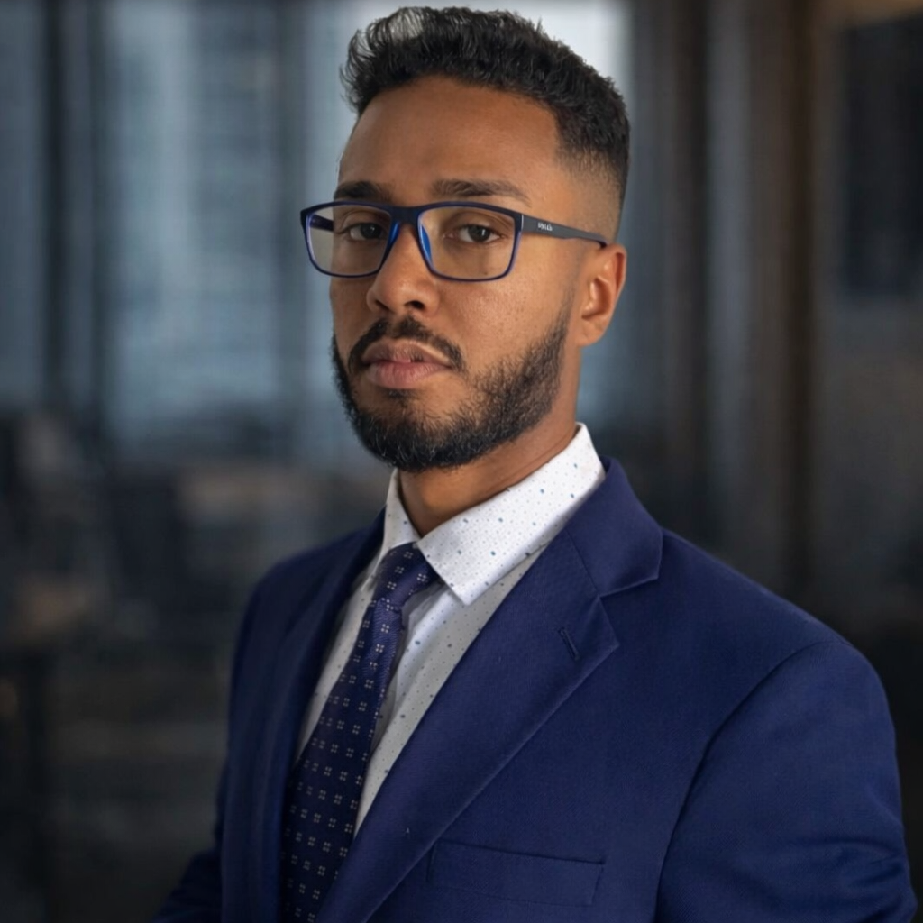 Dr. Eric Souza, especialista em Especialista em Direito Previdenciário e Trabalhista